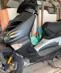 Scooter Aprilia Racing Sr 50cc Scooter Aprilia Racing Sr 50cc