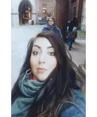 Impiegata amministrativa, cameriera ai piani Impiegata amministrativa, cameriera ai piani