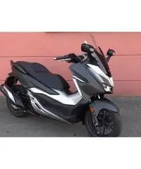 Honda Forza 300 1500 Km uniproprietario
