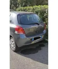 TOYOTA Yaris - 2009