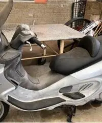 Piaggio X9 250