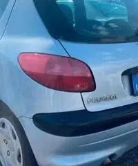 X commercianti 2 classe A, 207, clio00 fiesta