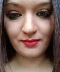 Cameriera, addetta alle pulizie, barista Cameriera, addetta alle pulizie, barista