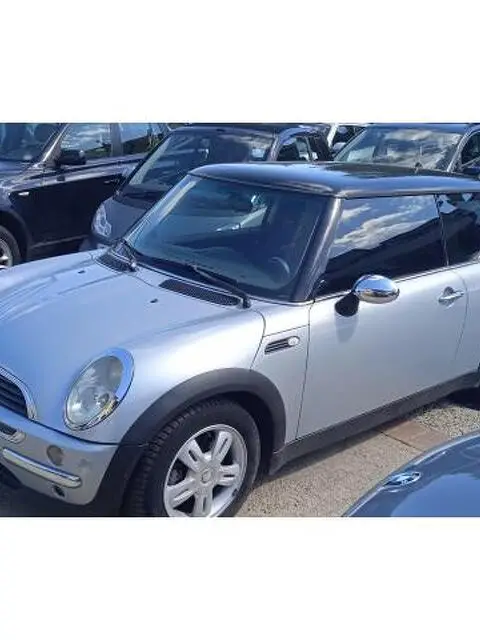 Mini One 1.6 benzina 90 CV anno 2005 Mini One 1.6 benzina 90 CV anno 2005