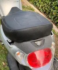 Scarabeo 250