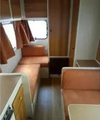 Camper mansardato rimodernato