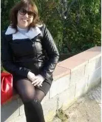 Addetta vendite o ristorazione Addetta vendite o ristorazione