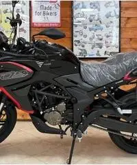 Voge Valico 300 DS - Rate a Novembre o Interessi 0 Voge Valico 300 DS - Rate a Novembre o Interessi 0
