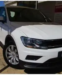 VOLKSWAGEN Tiguan 1.6 TDI 115CV - GARANTITA VOLKSWAGEN Tiguan 1.6 TDI 115CV - GARANTITA