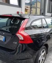 Volvo v60 summum d2 114 cv automatica