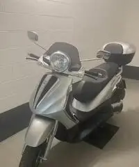 Piaggio Beverly 400 - 2009 Piaggio Beverly 400 - 2009