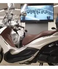 Piaggio Beverly 300 - 2018 Piaggio Beverly 300 - 2018