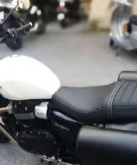 Moto Triumph