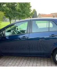 TOYOTA Yaris 1.3 benzina unico proprietario perfet