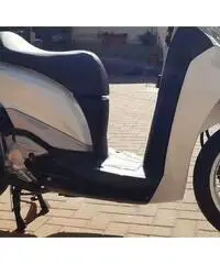 Honda sh 300 i