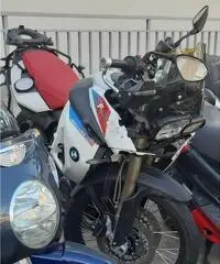 Compro moto incidentate maxi scooter T 3339661249 Compro moto incidentate maxi scooter T 3339661249