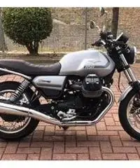 Moto Guzzi V7 III Moto Guzzi V7 III