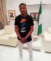 Un simpatico nigeriano con le vibrazioni calde