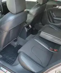 Audi a4 s-line esterno e interno