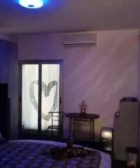 Camere Matrimoniali con bagno privato e Posto auto in garage