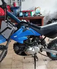 Pit bike