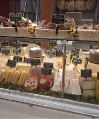 Salumiere esperto e restailng Salumiere esperto e restailng
