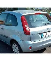 FORD Fiesta 5ª serie - 2006