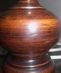 Lampada da tavolo in legno di epoca 900' - Biella Lampada da tavolo in legno di epoca 900' - Biella