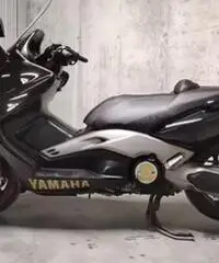 Yamaha Tmax 500