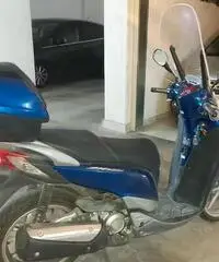 Honda SH 300 - 2011 Honda SH 300 - 2011