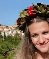 Iimpiegata segretaria Iimpiegata segretaria