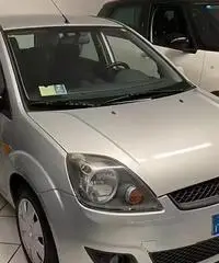 FORD Fiesta 5ª serie - TDCi