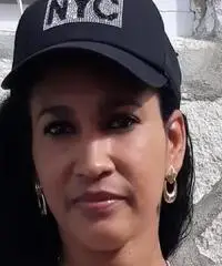 Donna cubana colaboratrice domestica babysister Donna cubana colaboratrice domestica babysister