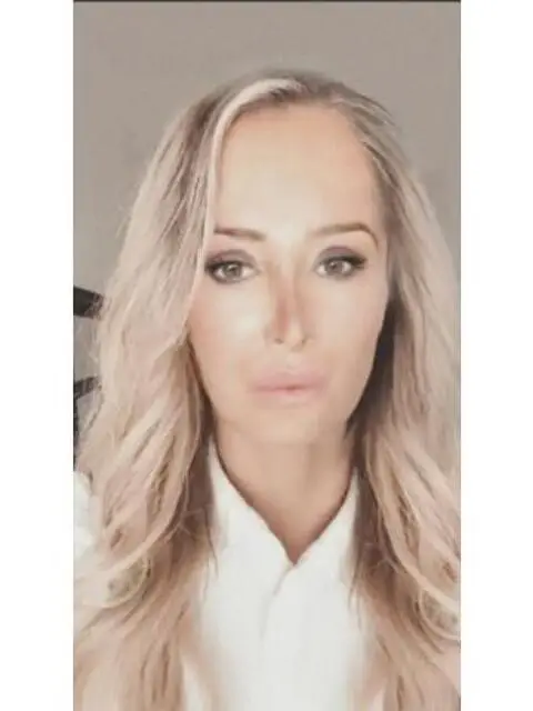 Donna rumena cerca uomo benestante scopo matrimonio zona Verona Donna rumena cerca uomo benestante scopo matrimonio zona Verona