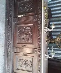 Mobili antichi e quadri al miglior offerente gr - Piemonte