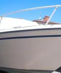 Cabinato glastron 214 aventura mcm 3.0l