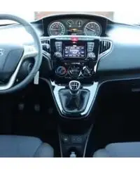 LANCIA Ypsilon 1.0 FireFly 5 porte S&S Hybri LANCIA Ypsilon 1.0 FireFly 5 porte S&S Hybri