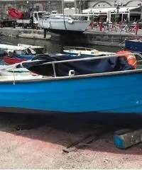 Barca a motore Barca a motore