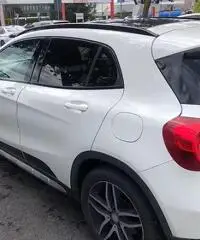 MERCEDES-BENZ GLA 200 D 4 Matic enduro 11/2016