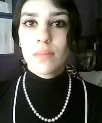 Disponibile da subito. Sarta teatrale Disponibile da subito. Sarta teatrale