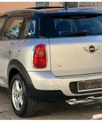 Mini Cooper D Countryman Mini 1.6 111 Cv TETTO Mini Cooper D Countryman Mini 1.6 111 Cv TETTO