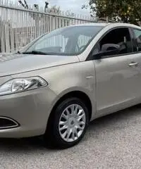 LANCIA Ypsilon 3ª serie - 2014 cv69 mod gold