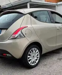 LANCIA Ypsilon 3ª serie - 2014 cv69 mod gold