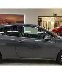 Peugeot 208 3p 1.2 (vti) 12v 82CV per neopatentati Peugeot 208 3p 1.2 (vti) 12v 82CV per neopatentati