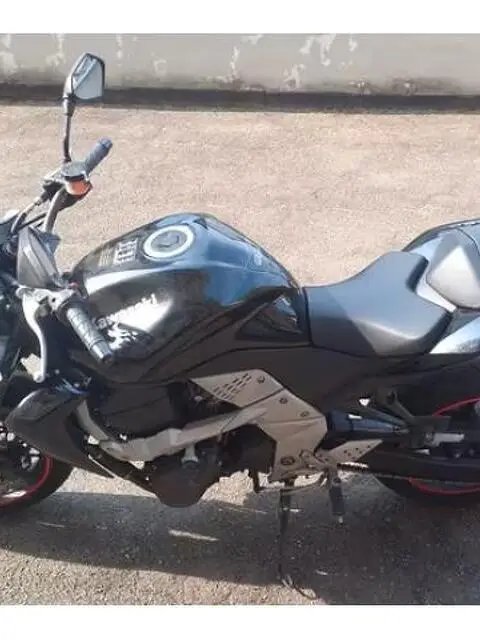 Kawasaki Z 750 - 2010 Kawasaki Z 750 - 2010