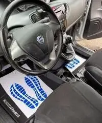 Lancia Ypsilon GPL