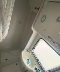 Camper mansardato 6 posti viaggio e 6 posti letto