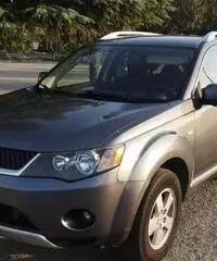 Mitsubishi Outlander anno 2007 Mitsubishi Outlander anno 2007
