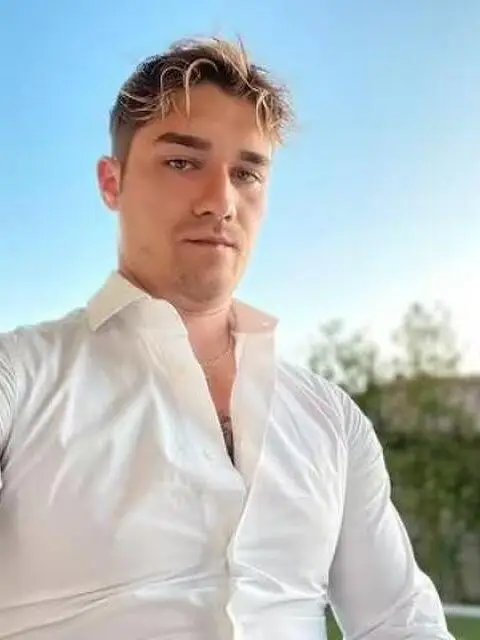 Chef de rang/head waiter e barista Chef de rang/head waiter e barista