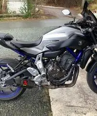 Yamaha MT-07 Yamaha MT-07